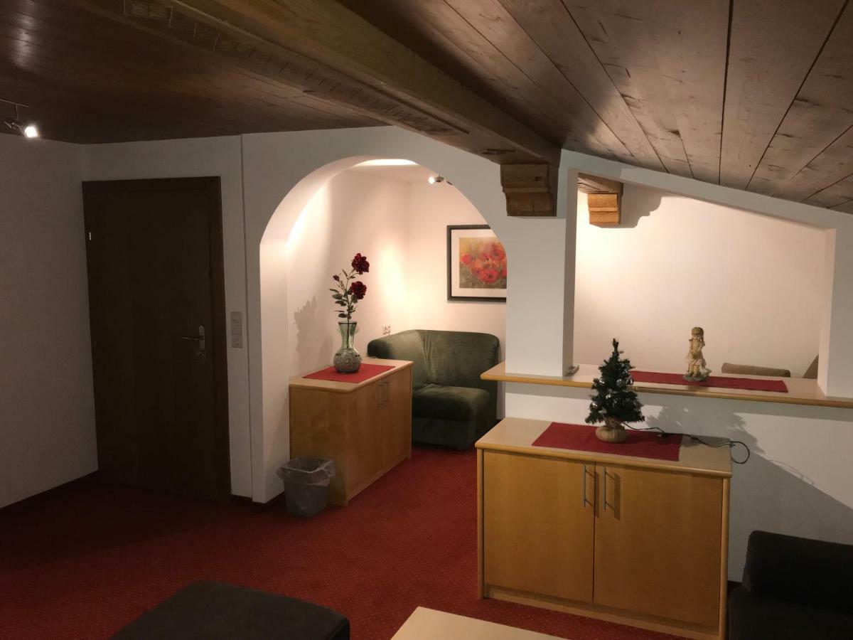 Fiechtl Apartments Apartment